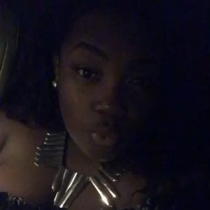 Meet your Posher, Mesha